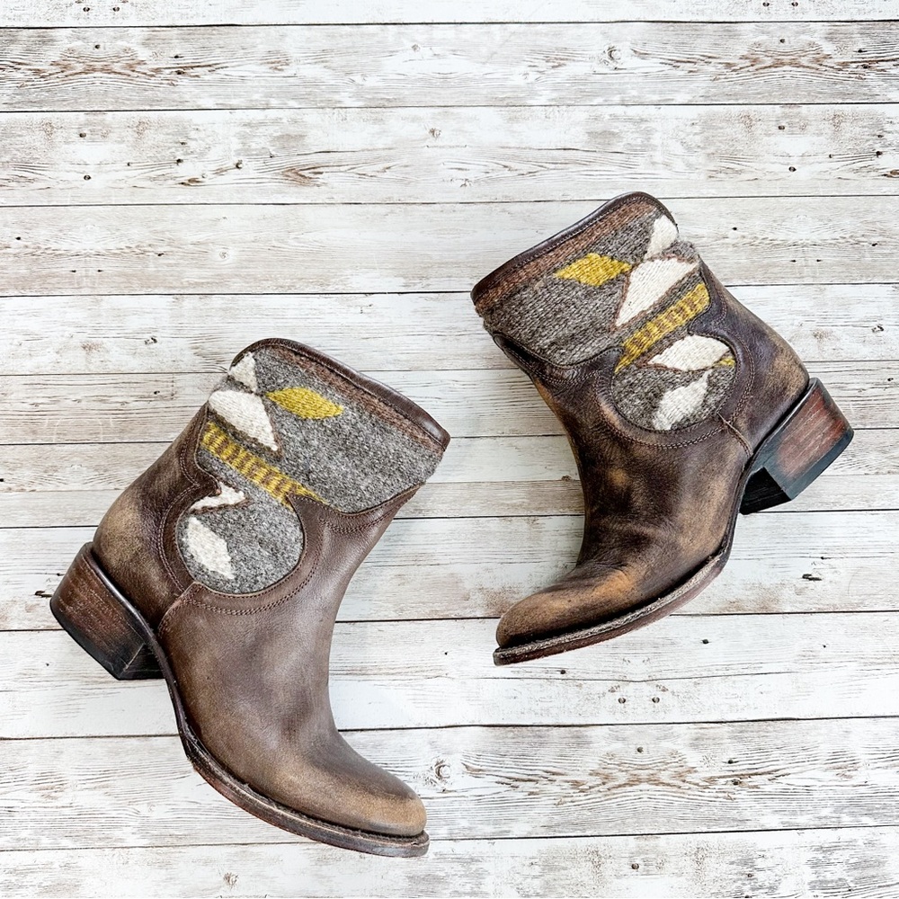 Freebird by Steven Cablo Western Ankle Boots Blanket Brown Leather Size 6